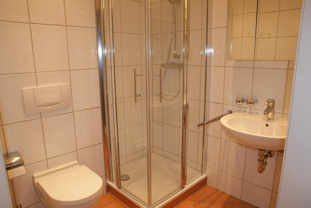 Ferienwohnung Granitzblick 3 Mit Wintergarten Und Seeblick Seedorf  エクステリア 写真
