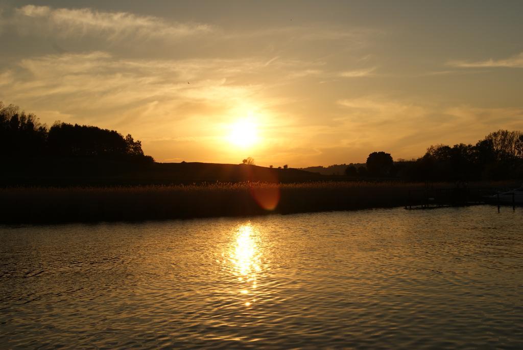 Ferienwohnung Granitzblick 3 Mit Wintergarten Und Seeblick Seedorf  エクステリア 写真