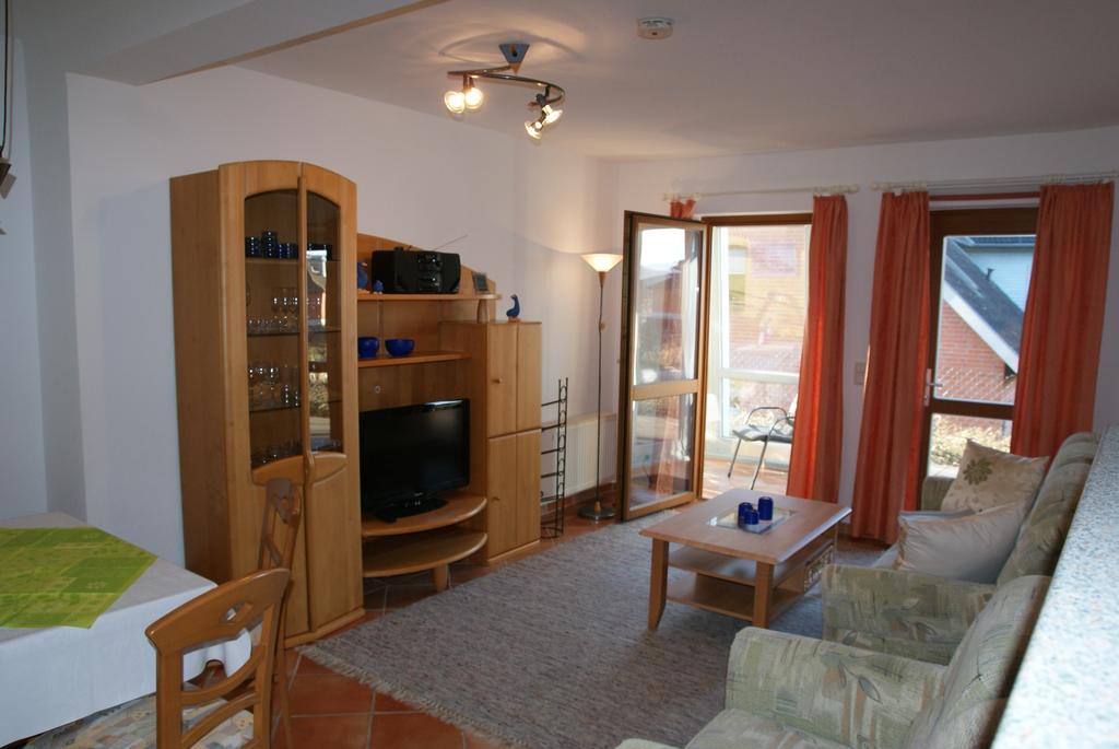 Ferienwohnung Granitzblick 3 Mit Wintergarten Und Seeblick Seedorf  エクステリア 写真