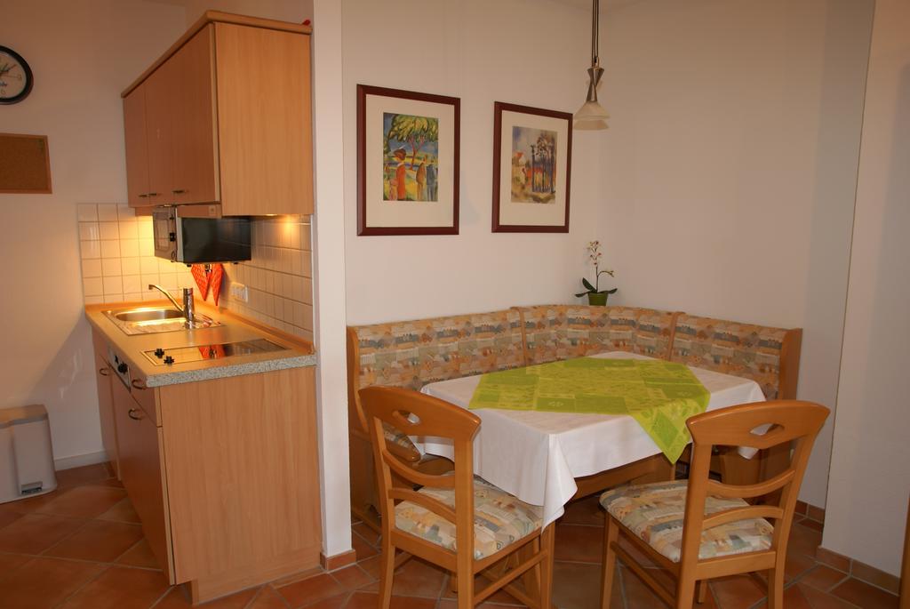 Ferienwohnung Granitzblick 3 Mit Wintergarten Und Seeblick Seedorf  エクステリア 写真